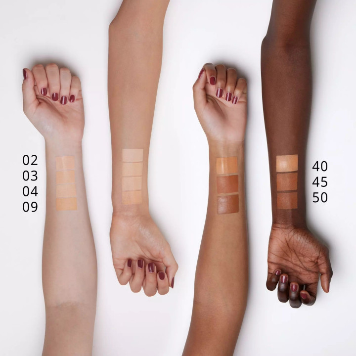 ESSENCE FOND DE TEINT LIQUIDE  STAY ALL DAY