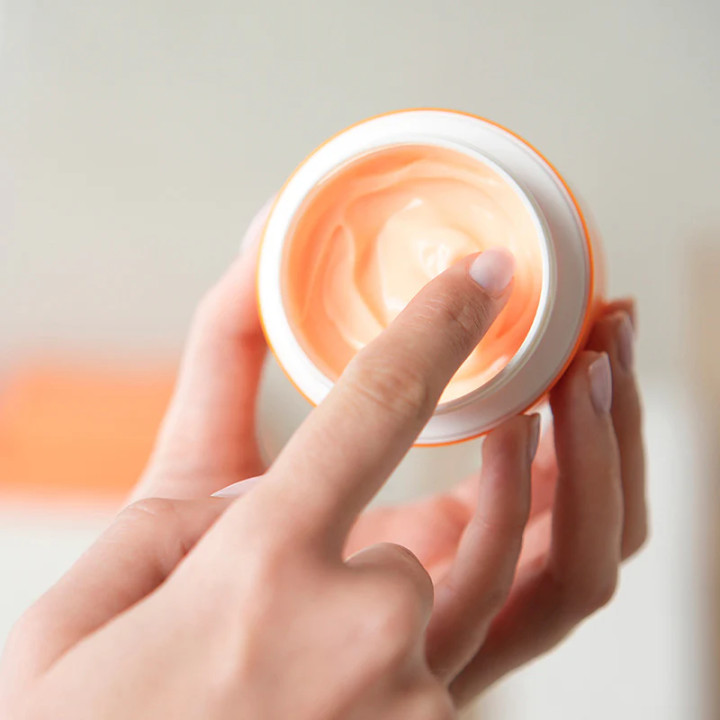 EVOLUDERM CREME VITAMIN C GLOW CREAM 50ML | Yousarssif Tunisie