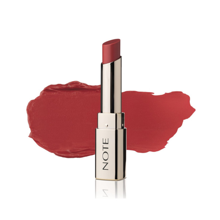 Rouge à lèvres léger Note Iconic Sheer effet naturel | yousrssif