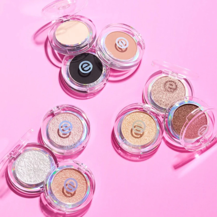 ESSENCE Eyeshadow Mono Mat – Ombre à Paupières Mat Haute Pigmentation