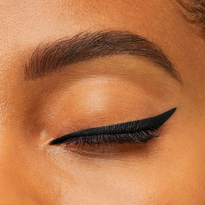 BOURJOIS EYELINER CLUBBING W.P - Acheter en ligne | Yousarssif Tunisie BOURJOIS EYELINER CLUBBING W.P - Acheter en ligne | Yousarssif Tunisie