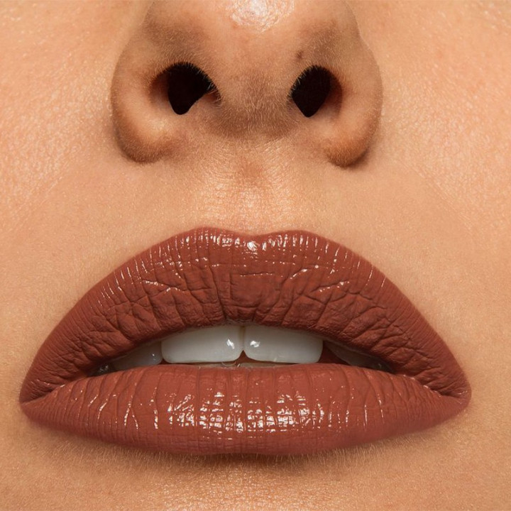 NUDE OBSESSION