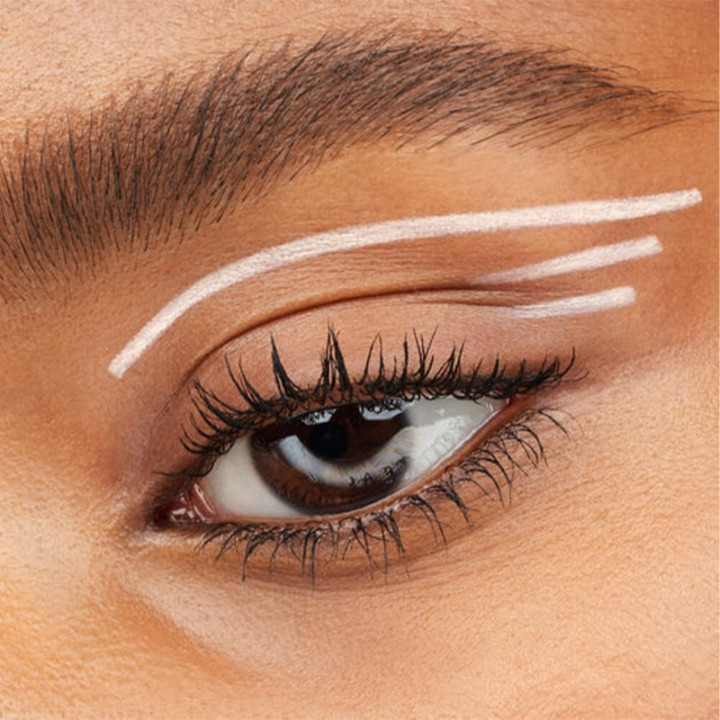 Acheter en ligne | ESSENCE EYELINER PENCIL GET STAY & PLAY WP Acheter en ligne | ESSENCE EYELINER PENCIL GET STAY & PLAY WP